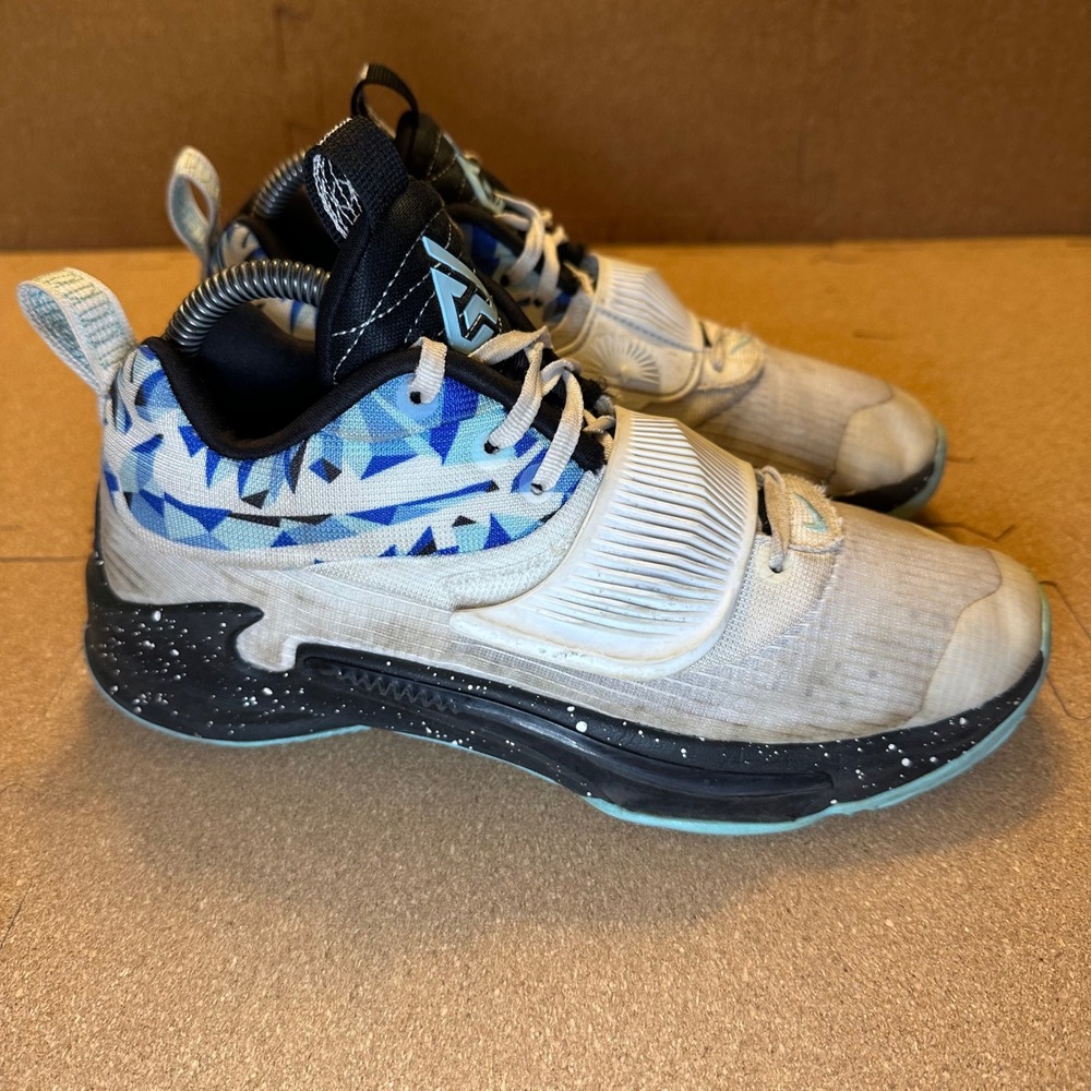 Nike Giannis‎ Immortality Kids Basketball Shoes White Blue DB4158-109 Size 6.5Y